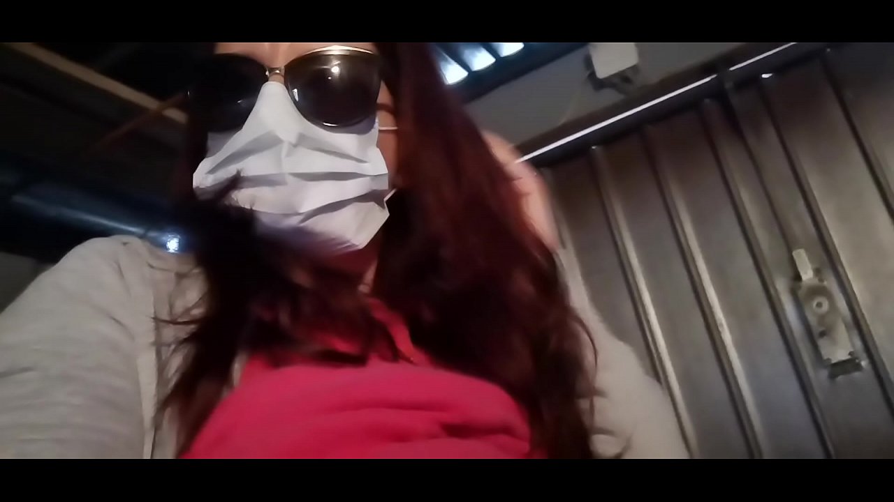 Nicoletta mbales dendam marang pepadhamu lan pipis ing garasi (Kuarantin Italia Covid19 Khusus)